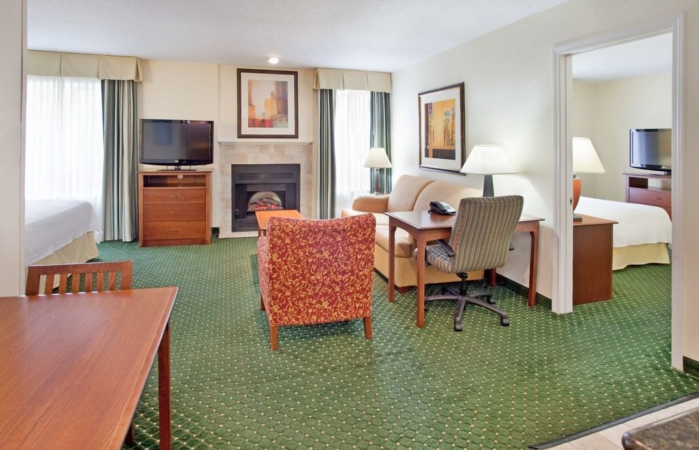 Vivo Living Charlotte Hotel Exterior photo