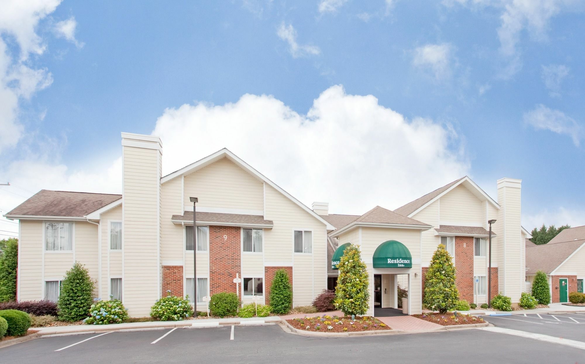 Vivo Living Charlotte Hotel Exterior photo